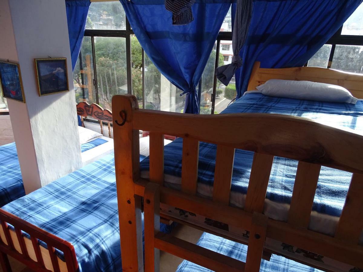 Erupcion Art Hotel & Hostel Baños Екстериор снимка